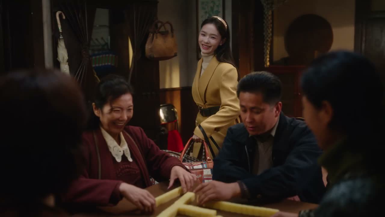 回来了 这么早啊