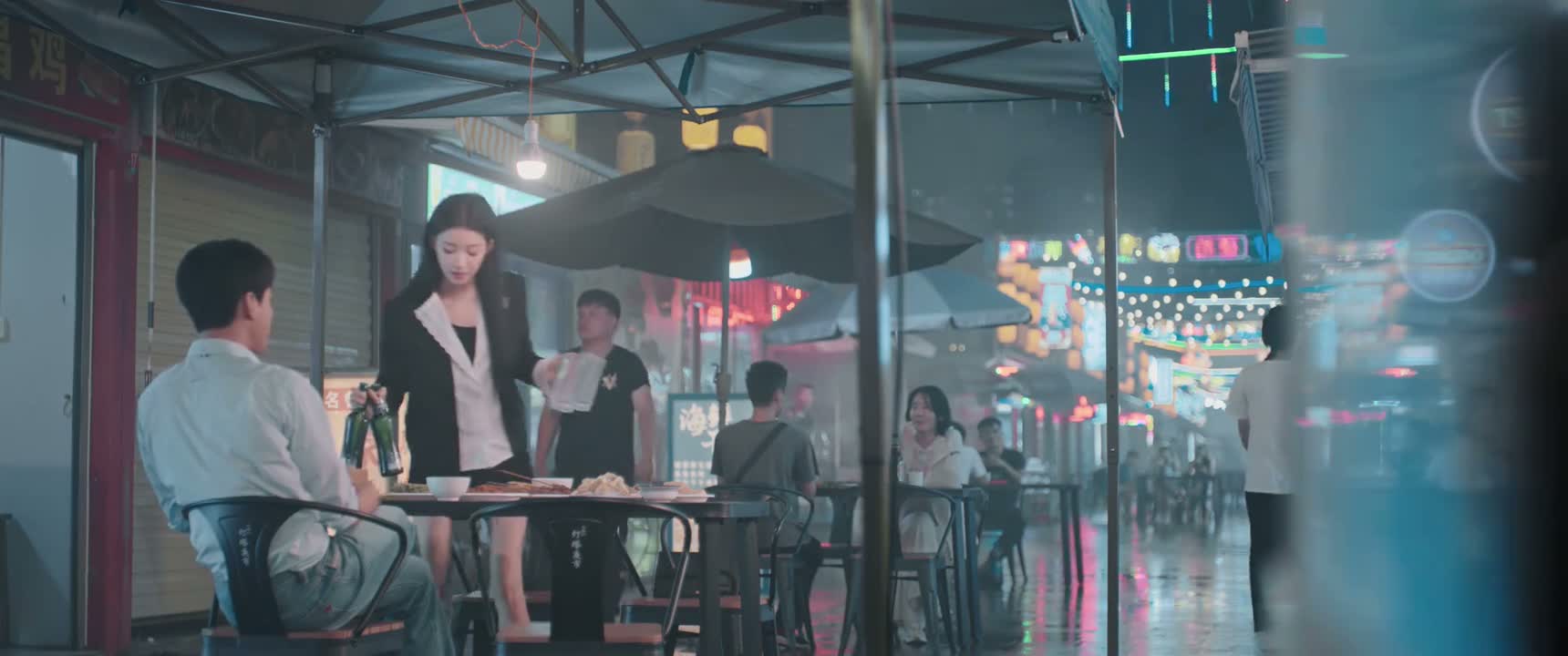 别找了 他们没来