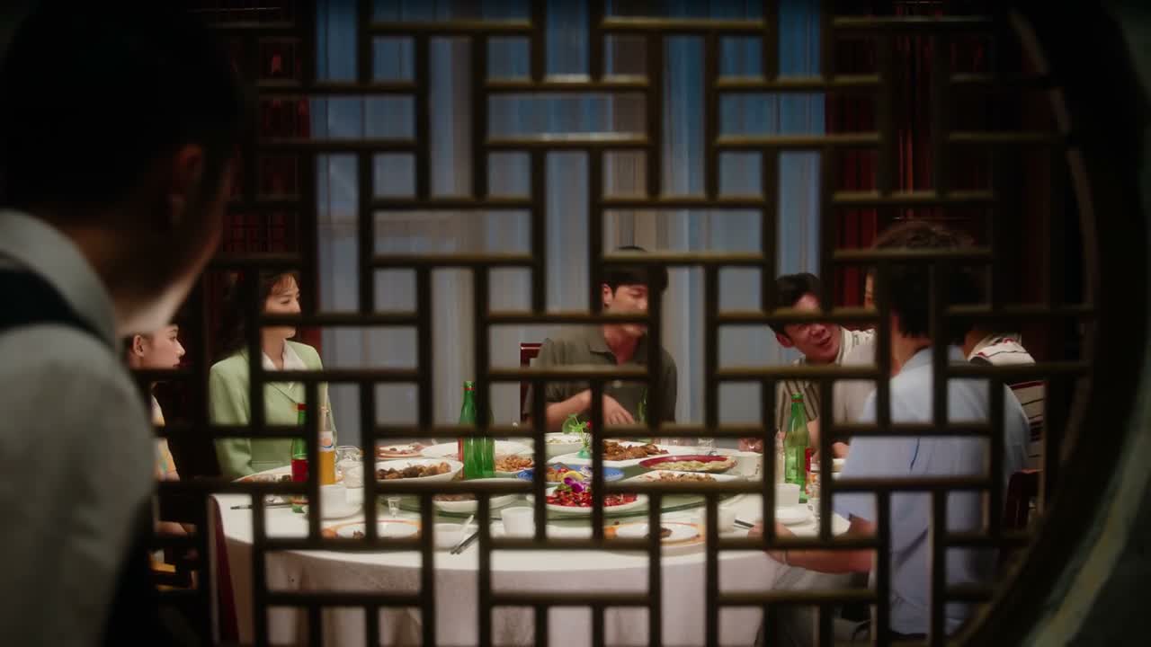 不闹不闹 本色出演