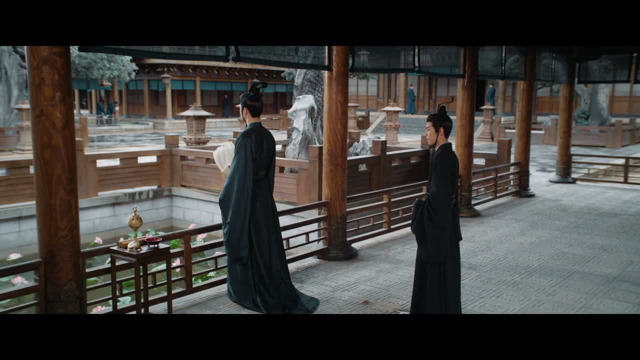 她闹了这么一出