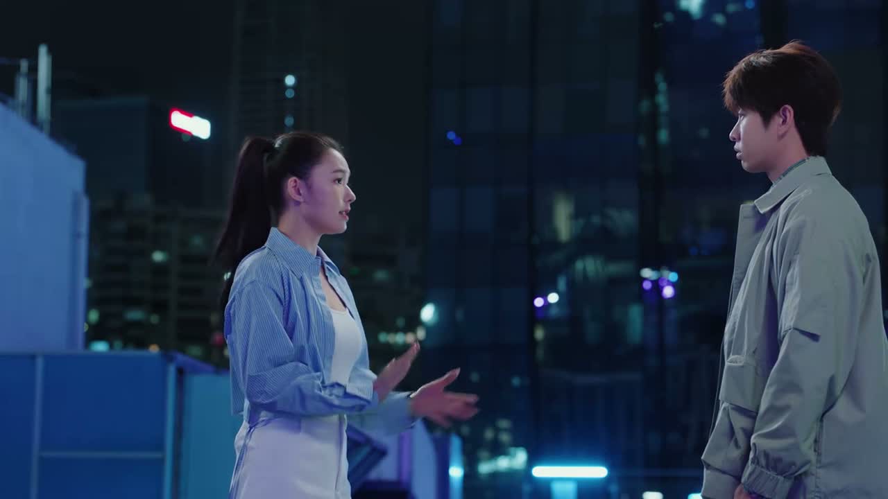 老板担心自己员工有背景 会吃不了苦