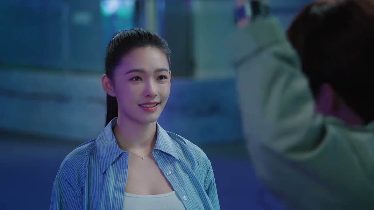 你看我的样子像是高兴吗