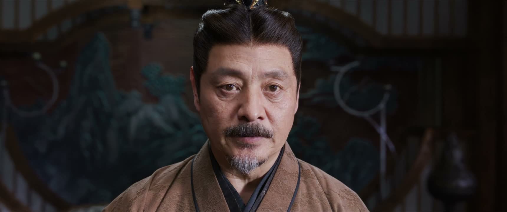 端得可真平啊