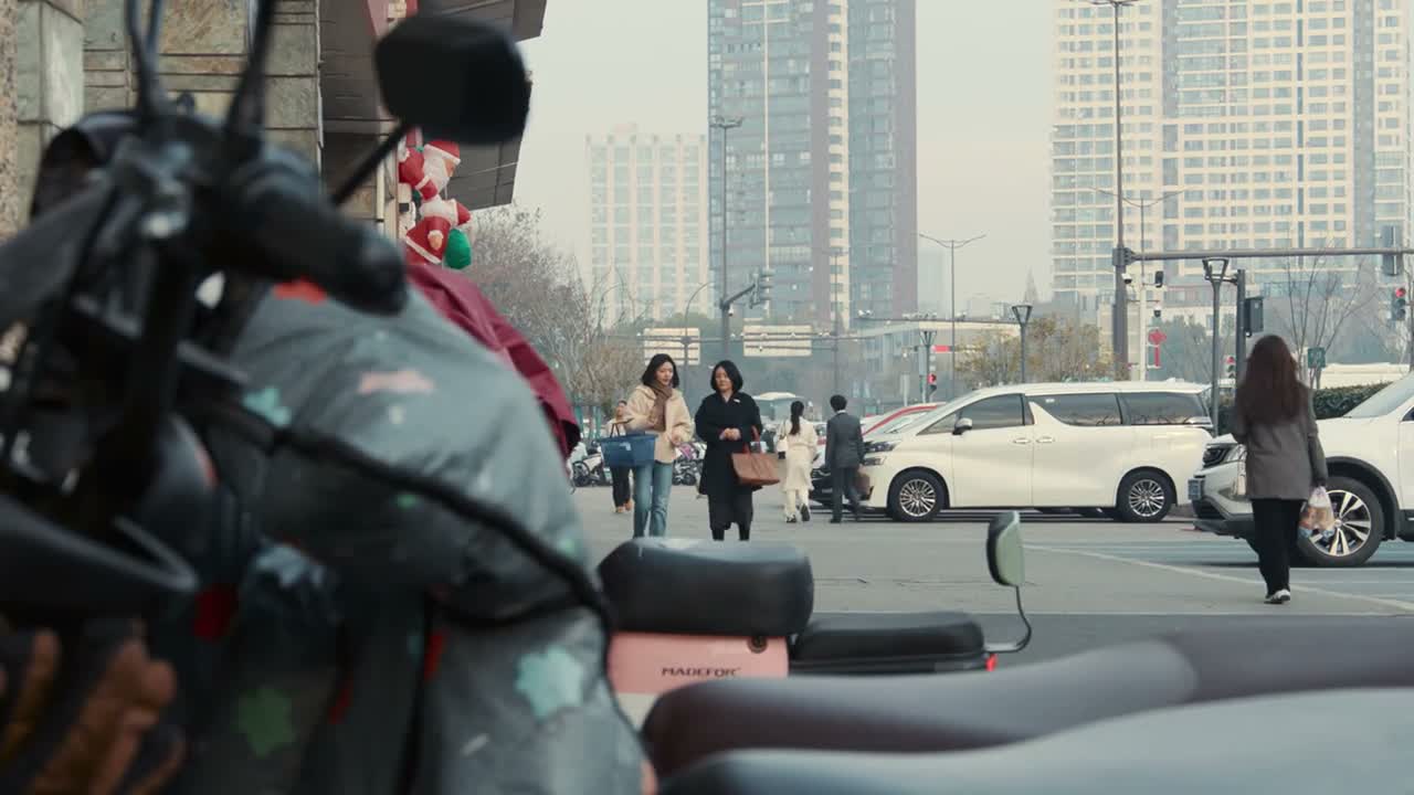 这理儿完全在您这边