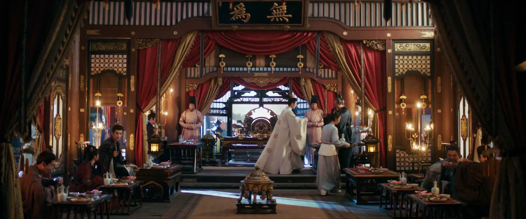 全仗陛下的圣烛独照啊