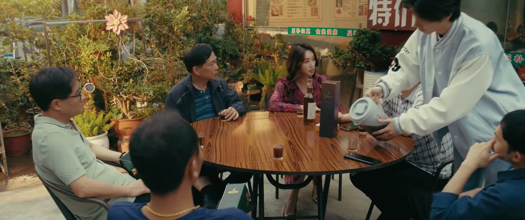 零散地进个几瓶 对吗 是啊是啊 是啊