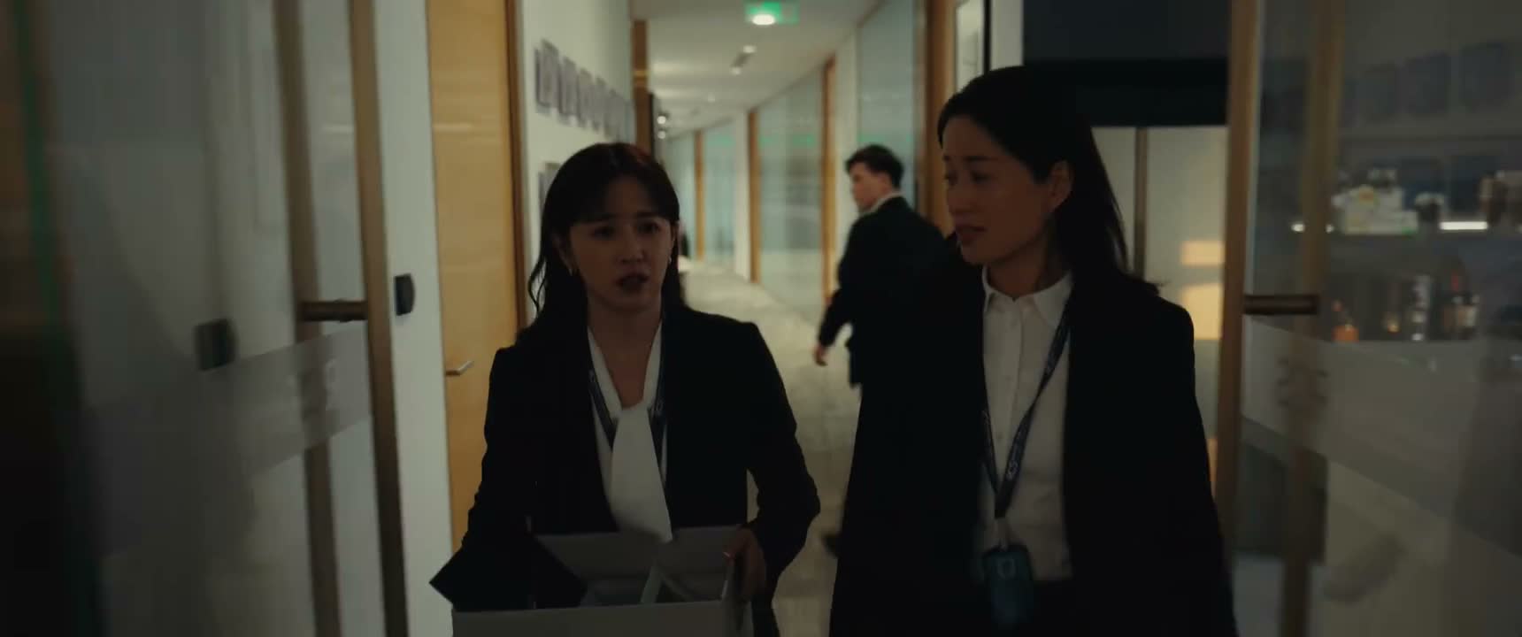 主要也是肖总这儿太缺人了 你要接的这个项目啊