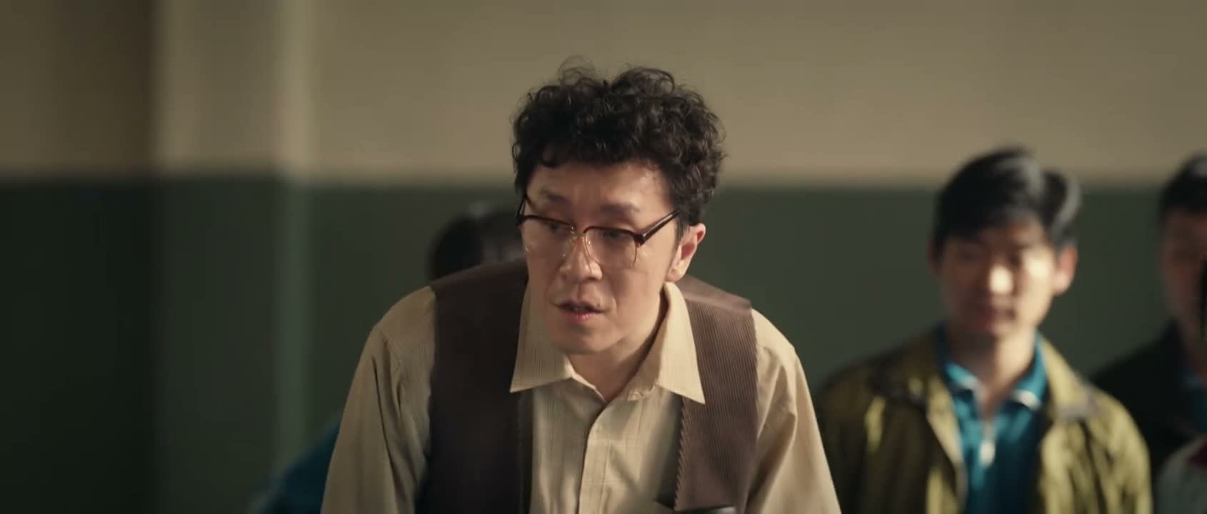 皮师傅 一边去