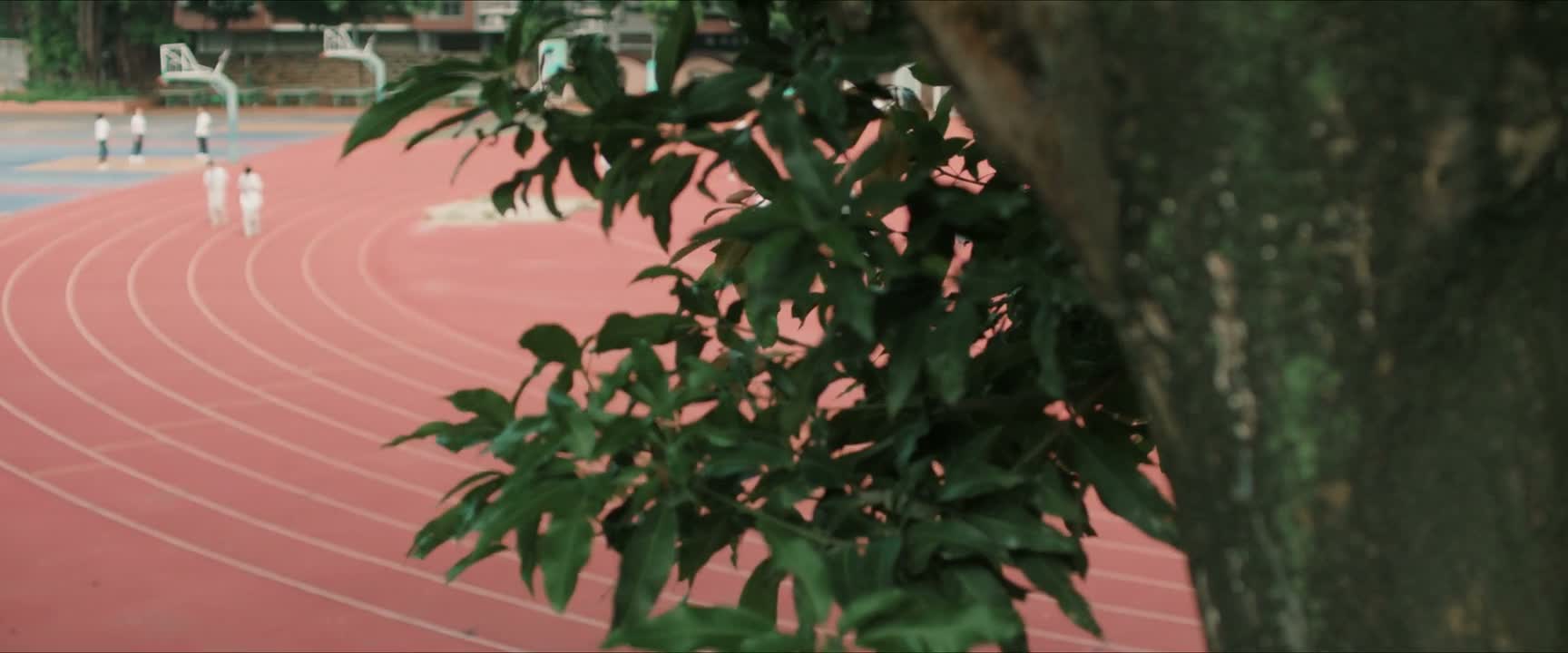 出来反省 也不用跑圈吧 就当训练了