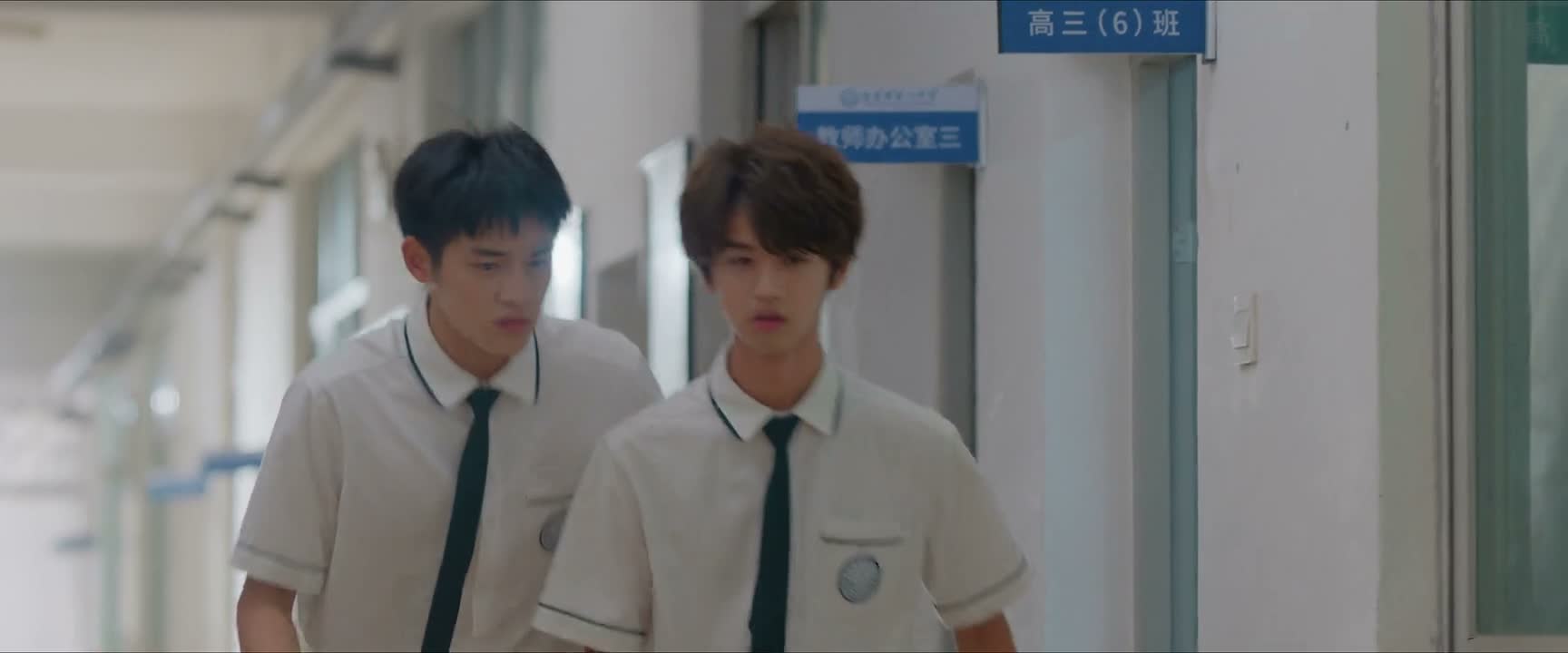 谁跟你说我就那一个 这是我妈的备用机