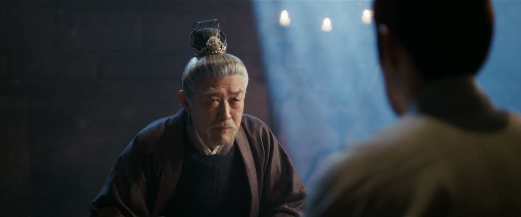 明明是先帝设的局