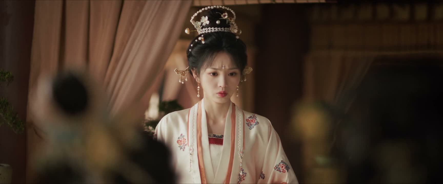 淑妃真与魏严私通