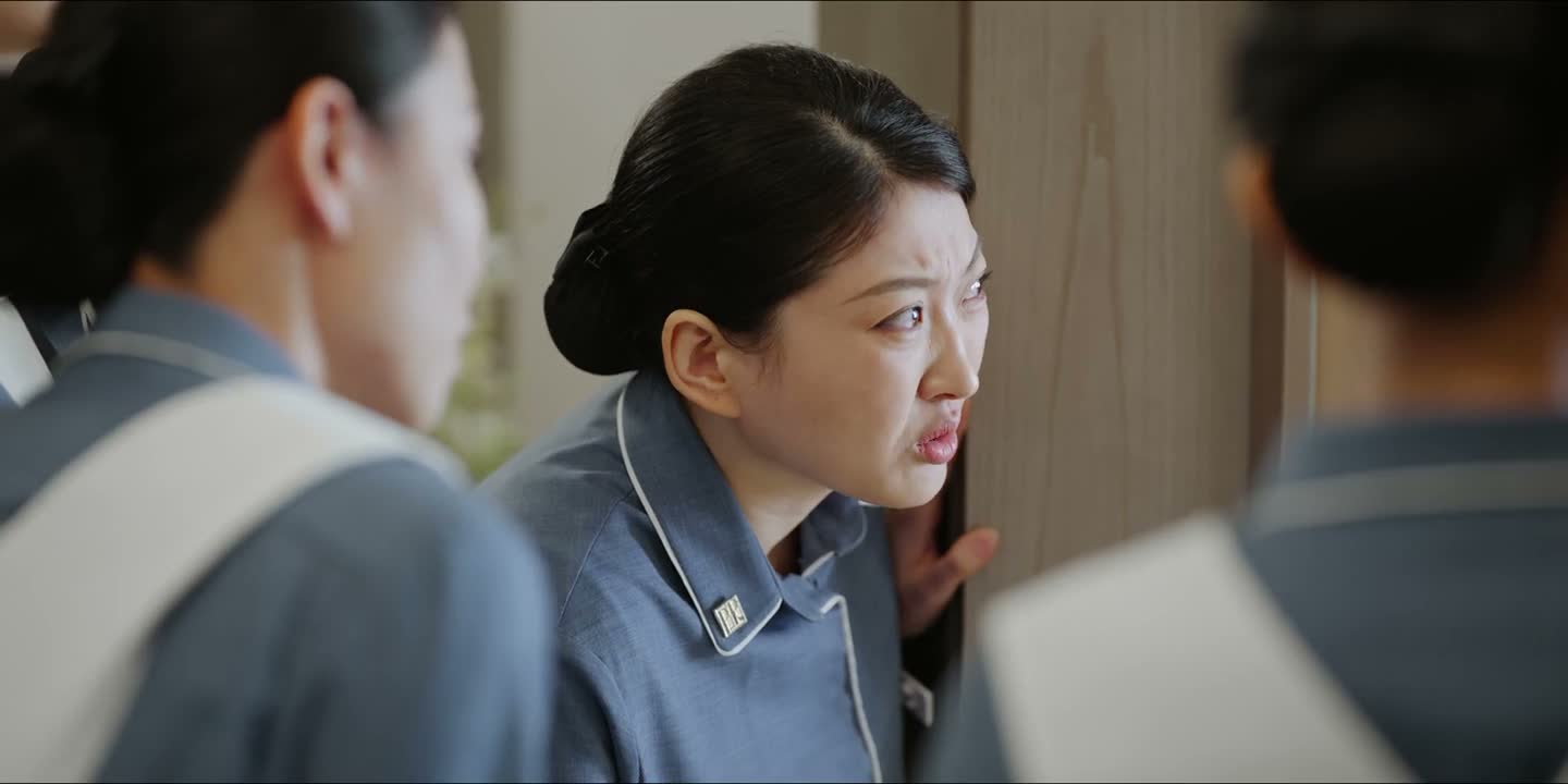 小佳和许领班早就闹翻了