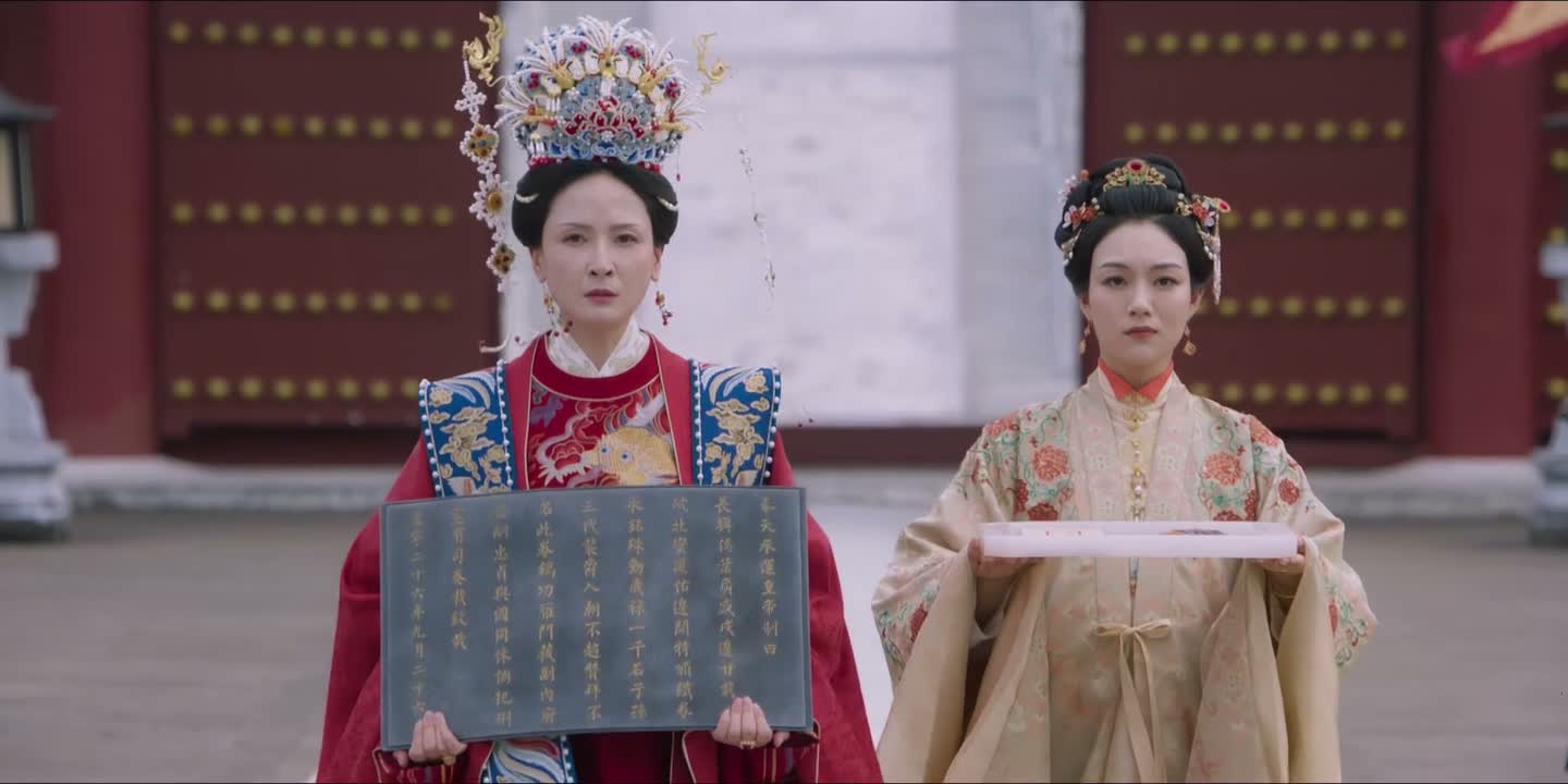 请她老人家不必伤心