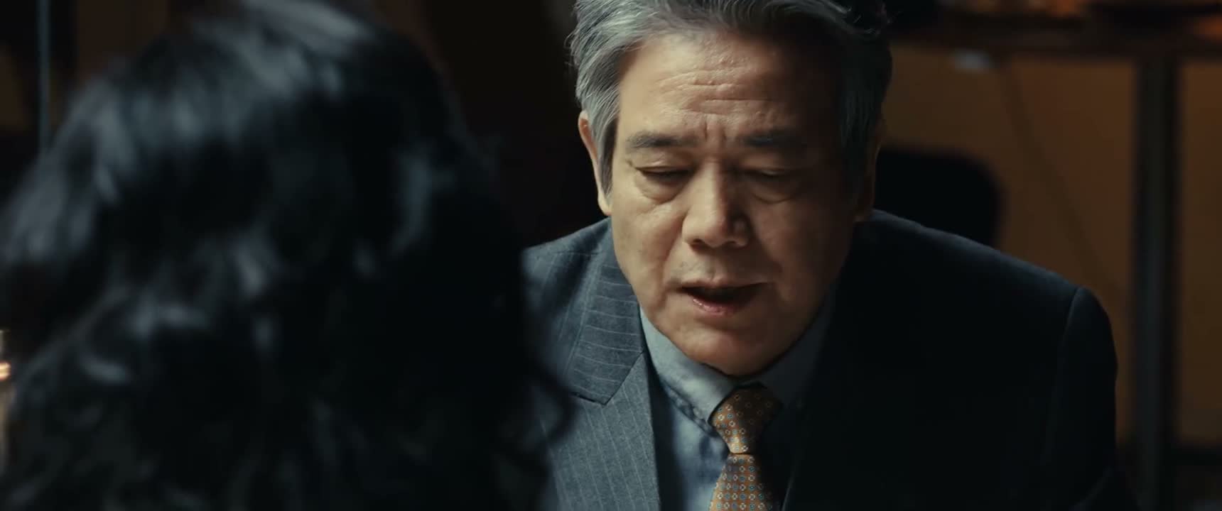 参加讲座 不正好碰上了 一块儿吃顿饭怎么了