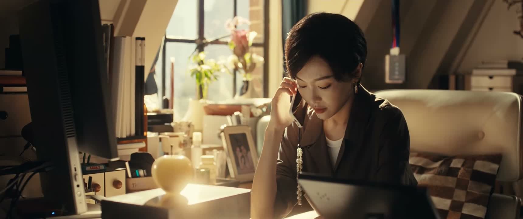 邻居看到了 要说你虐待老人 可是那是我家