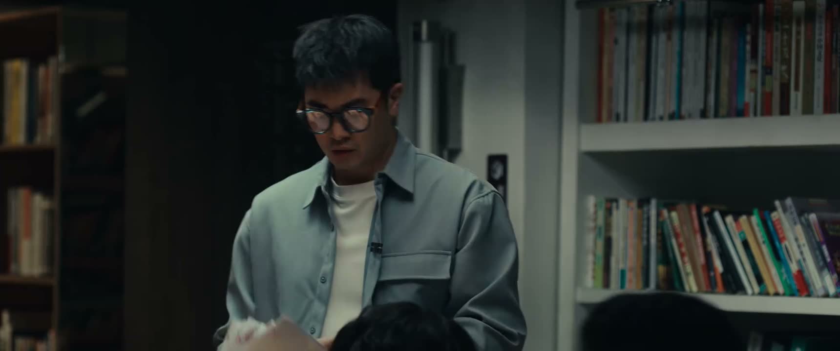 同一个人写的东西 你再怎么掩饰还是能看得出来的