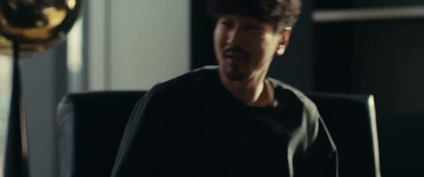 这不才一天吗 让子弹飞一会儿