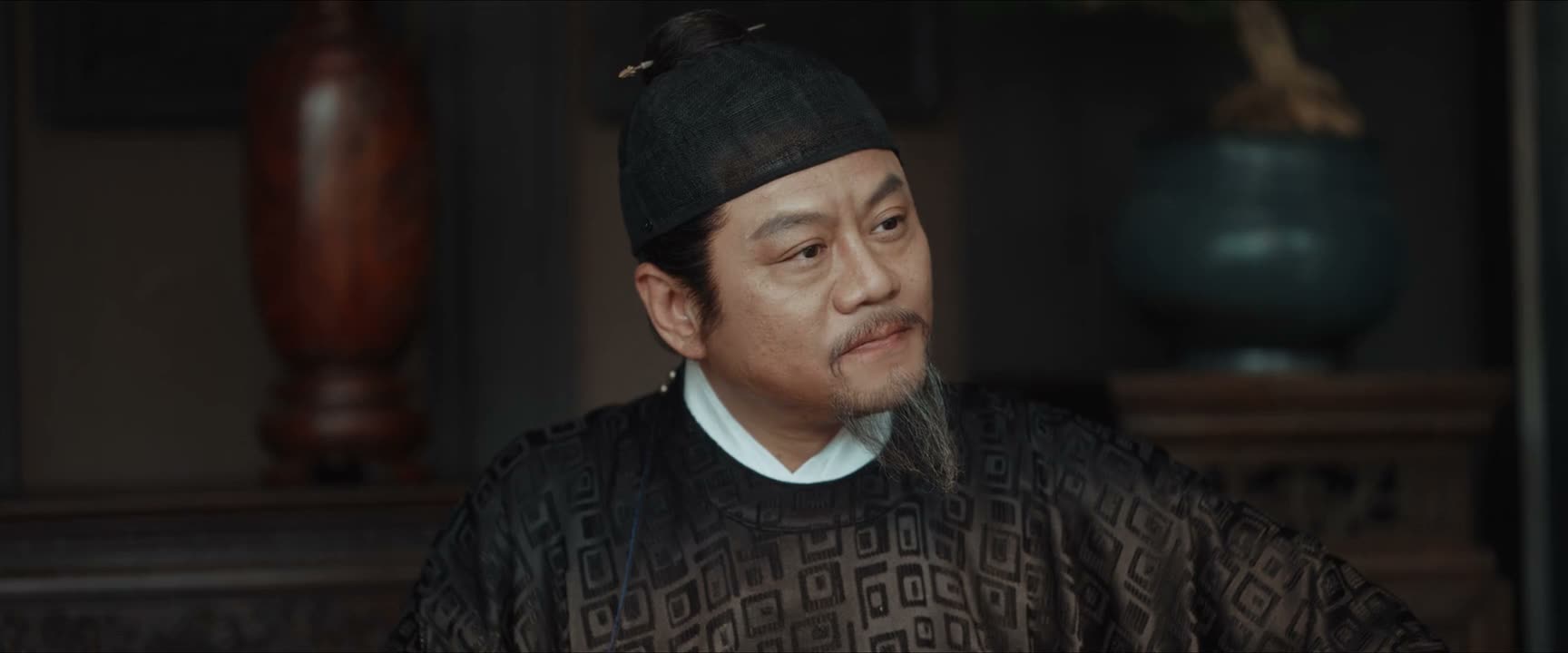 同流合污 不是吗 何大人
