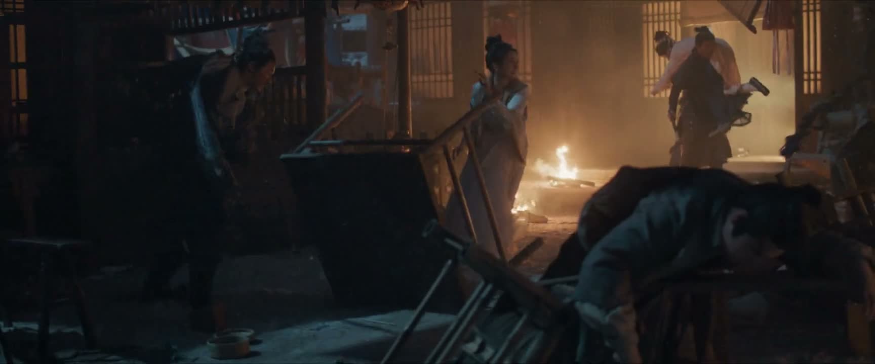 救命 救命啊