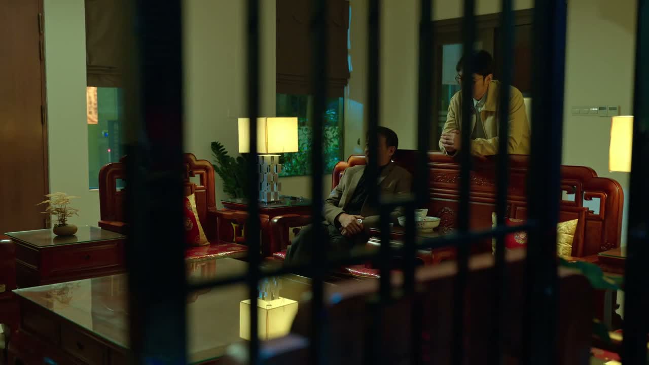而且还洗脱了 自己的嫌疑