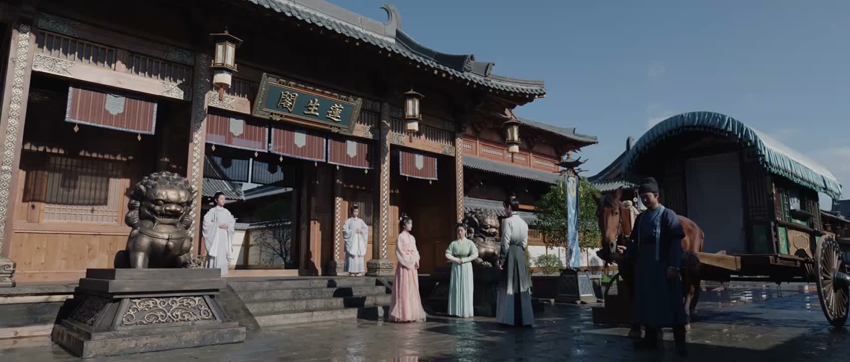 你真不陪我一起进去吗