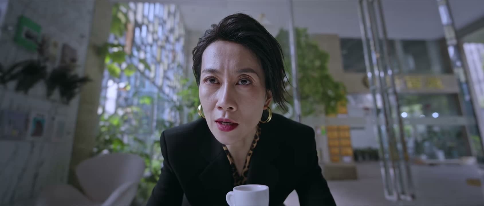 都会闹得人仰马翻