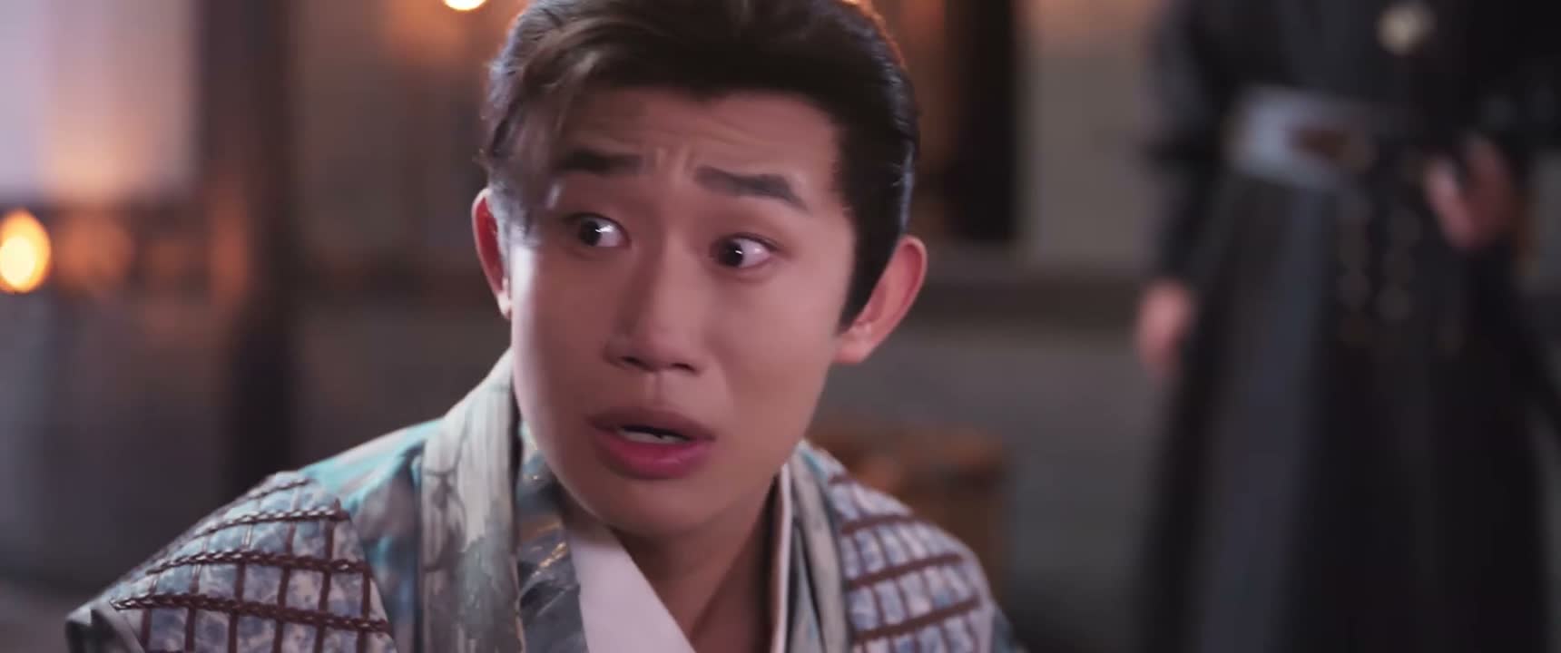 冷月行走江湖见多识广啊