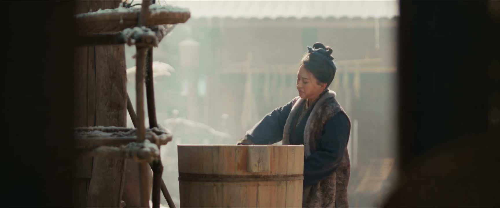肩不能扛 手不能提