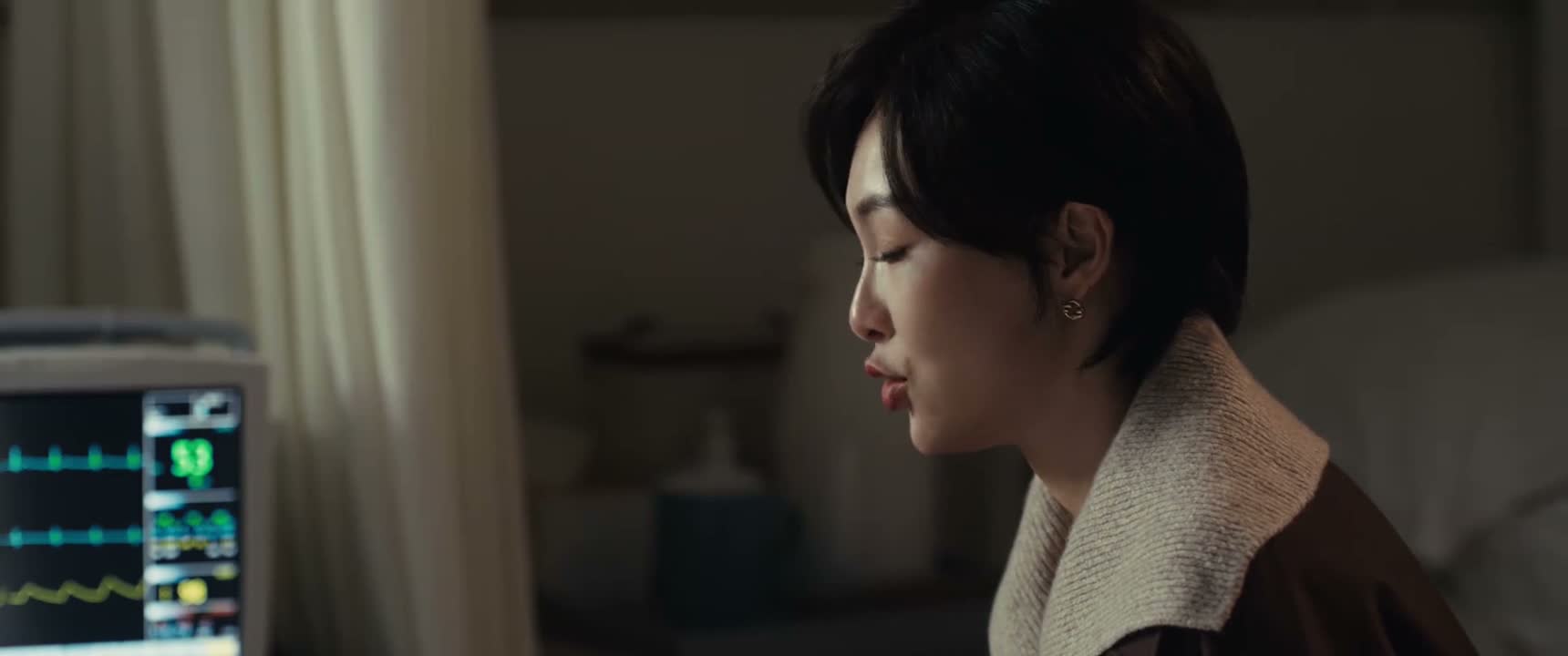 就眼睁睁地看着她离开吗