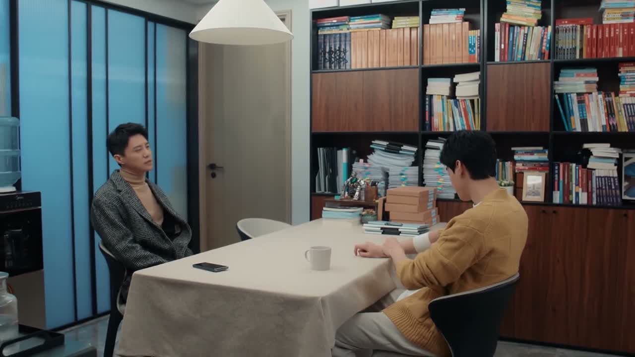 都开始英雄救美了