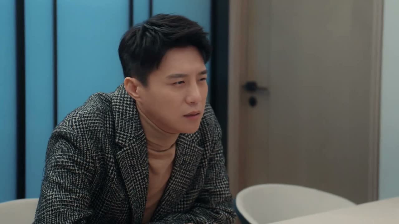 你不会是看上她了吧