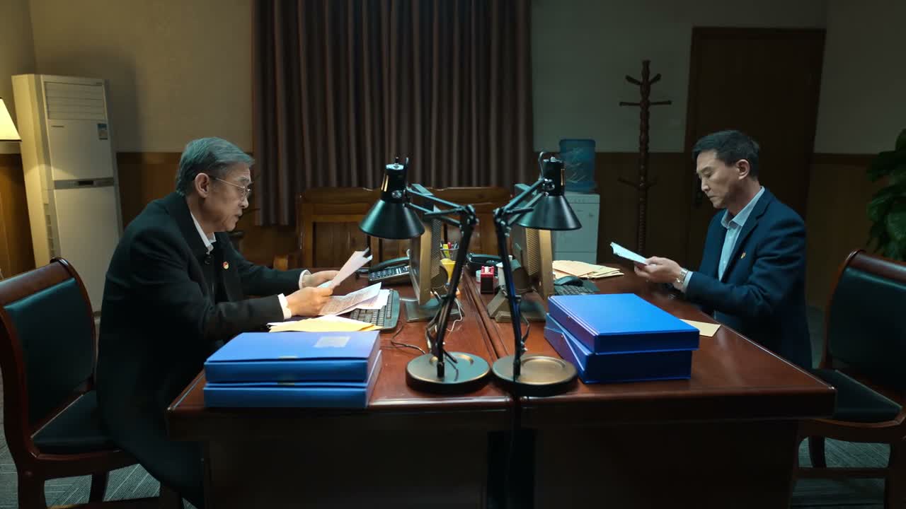 他也有他的铁券丹书