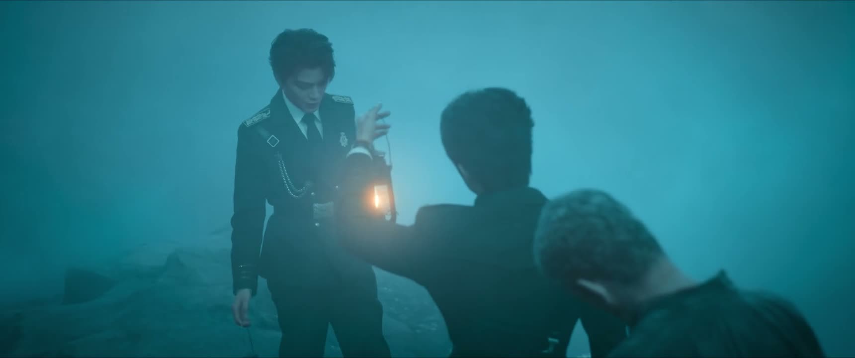 这附近就肯定还有船