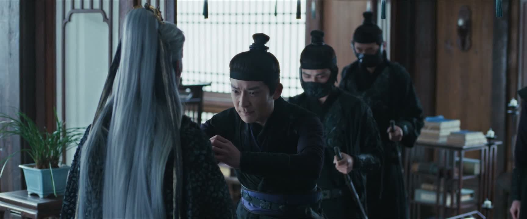属下逼不得已才出手的