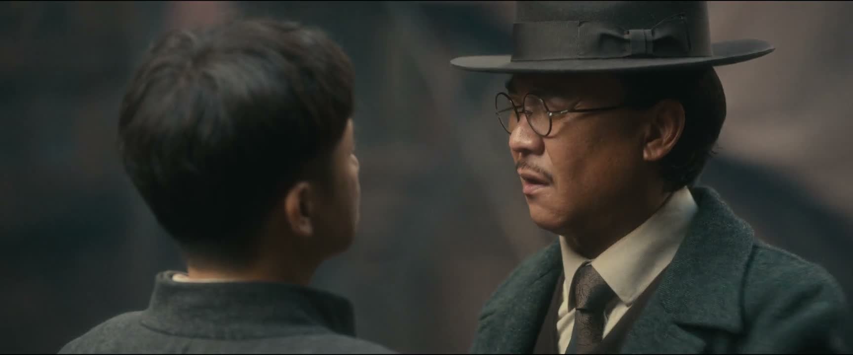 你个小赤佬滚一边去