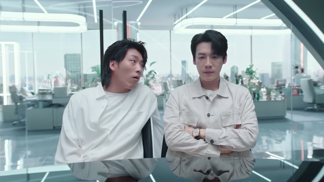 好哥们 从今天开始 你跟谦儿一个待遇 来抱抱