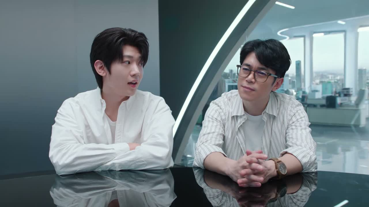 你肯定忘了 入职那天 我们就是在这儿认识的