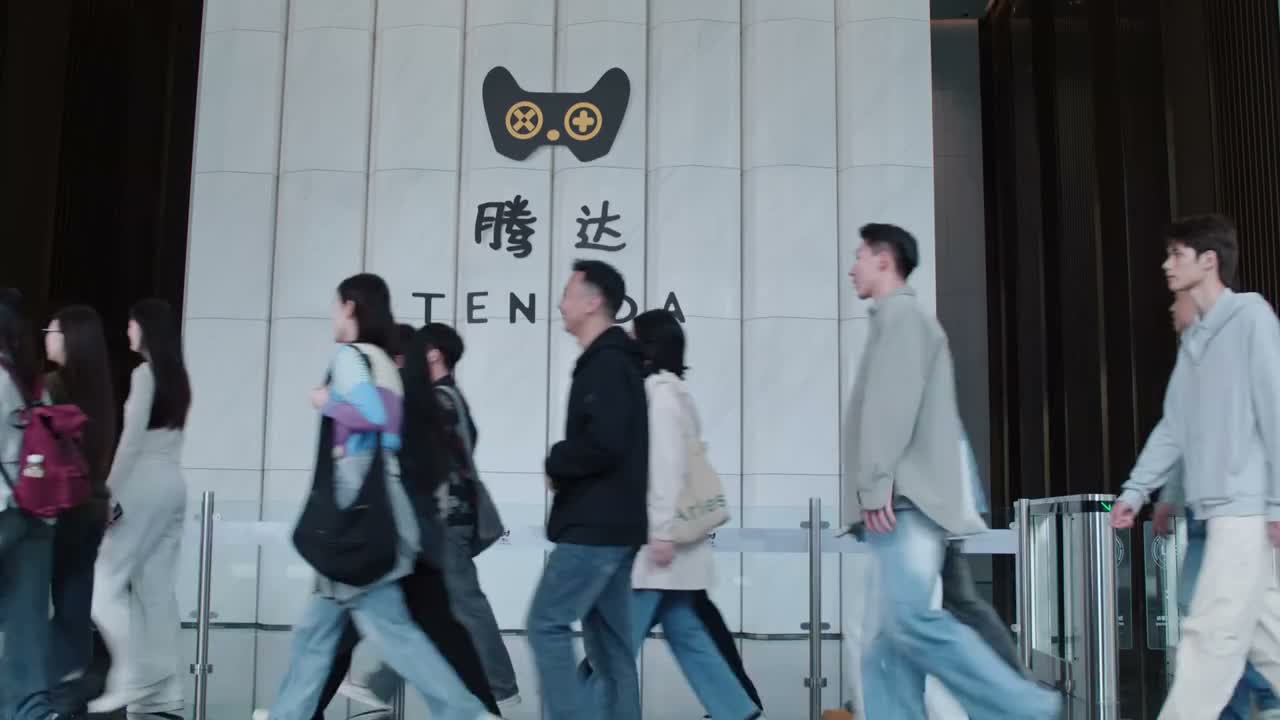 我真想在这上班啊 我也是 谁不想 是啊