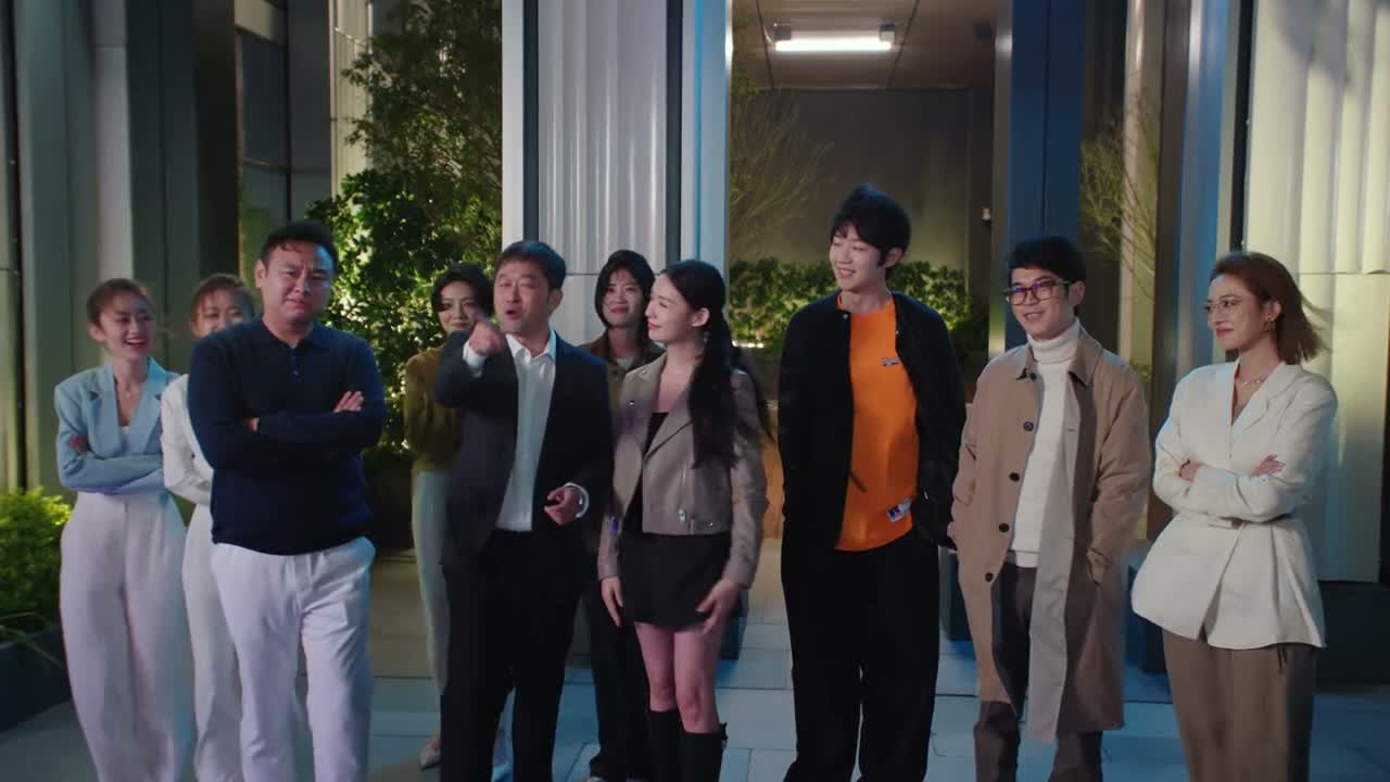 我正好有个工作要汇报一下 你怎么这么卷的啦