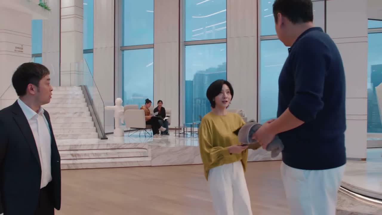 正好我要找黄哥聊预算 你要不接着练吧 我去问