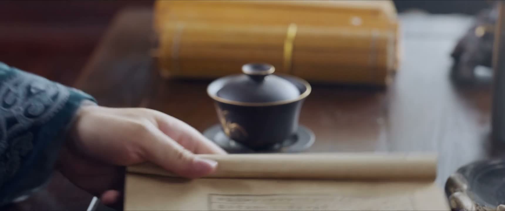 行了 行了 别嚷嚷了行不行啊