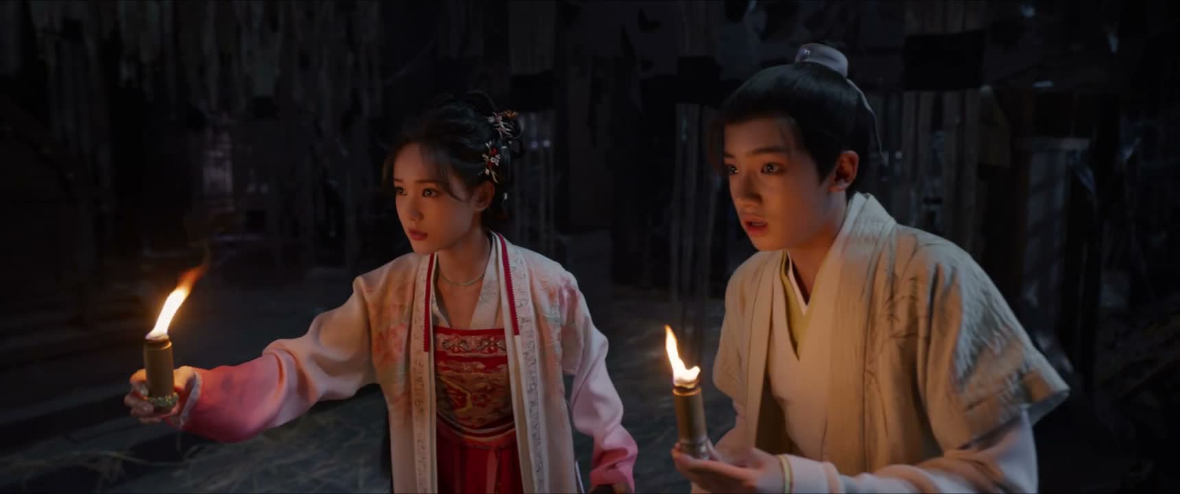 这里面怎么这么黑啊