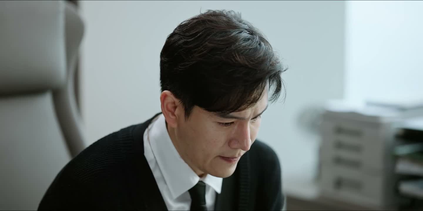 对自己的老婆一毛不拔呀