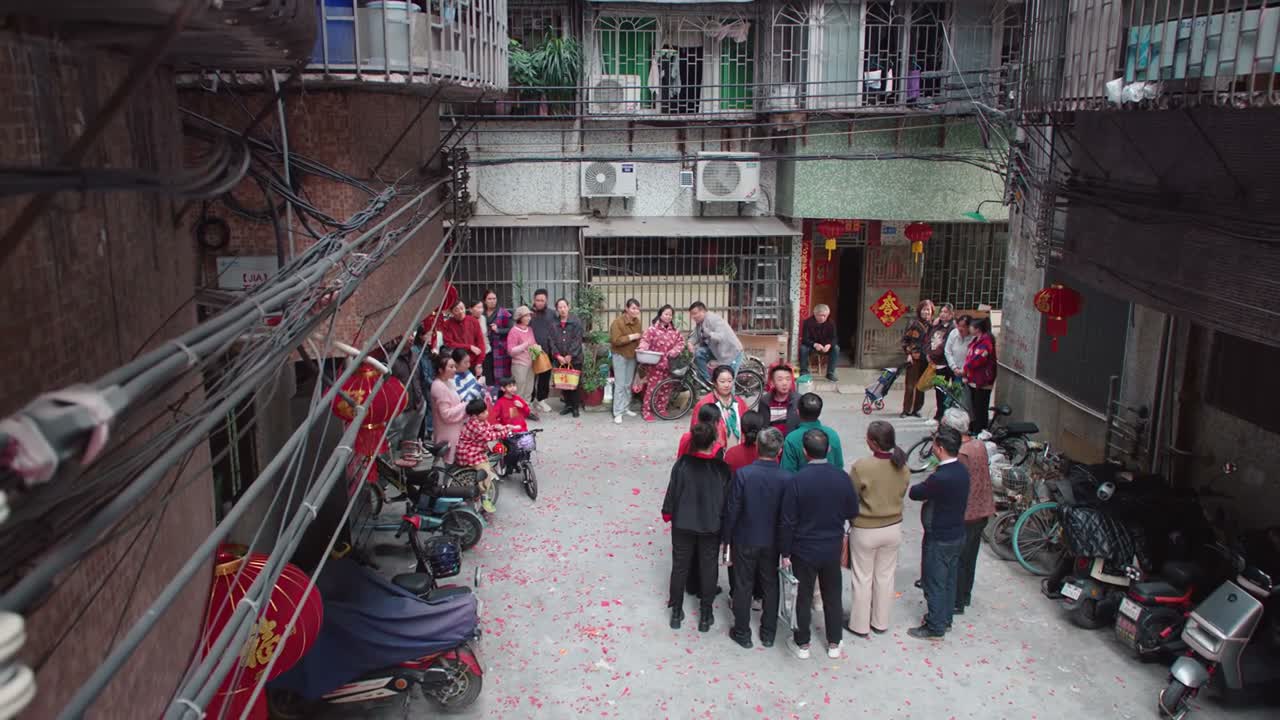 楼上的是不用爬楼了 我们一楼怎么办