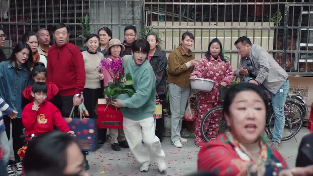 你答应了你就装啊