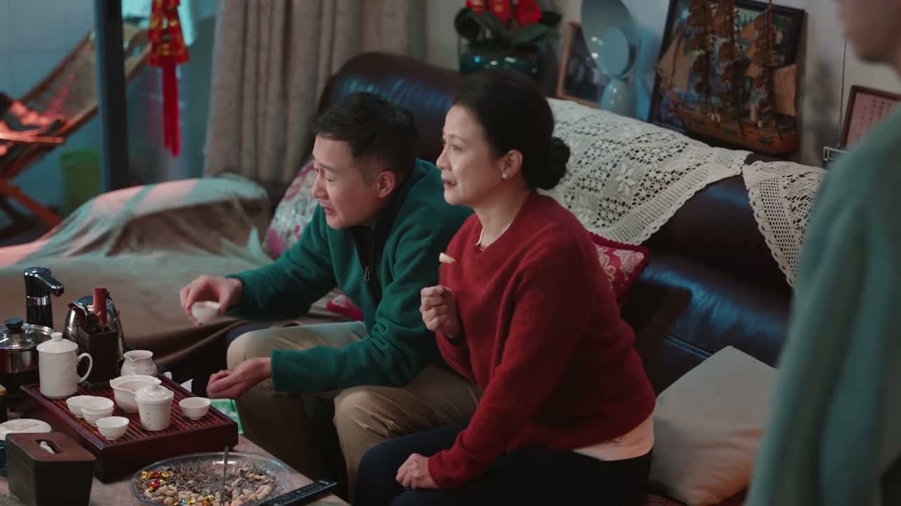 你妈都不怎么搭理我了 说什么呢