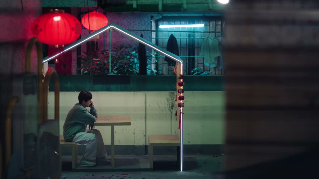喂 梅经理 过年好 哪位