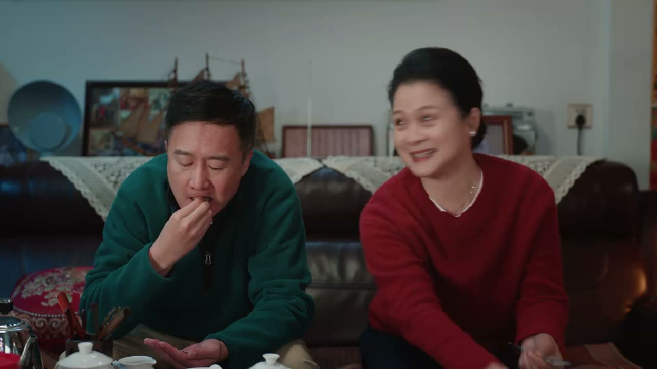 我就喜欢看这个选秀节目 唱得多好啊