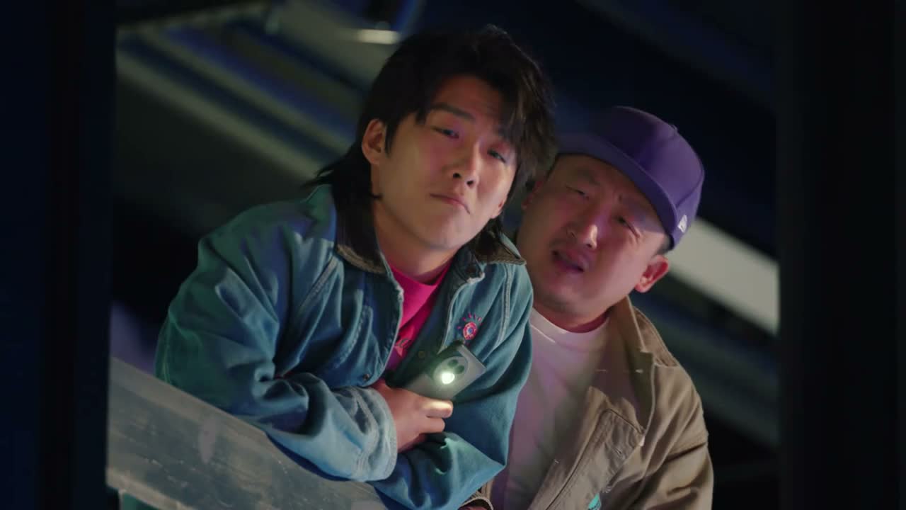 咱得听裴总的